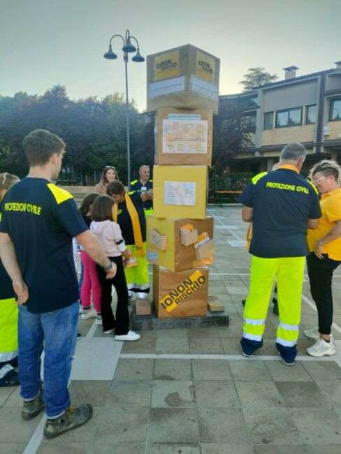 io-non-rischio-castelraimondo-protezione-civile-3-488x650