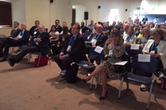 rotary-nuove-generazioni-platea-IMG_3413-325x216