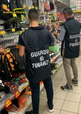 sequestri-guardia-di-finanza-halloween-1-285x400