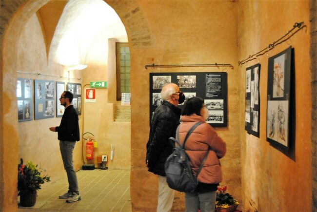 4-Mostra-sezione-fotografica-650x435