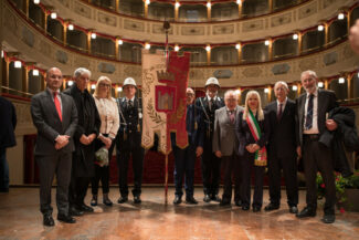 SAN-SEVERINO-MARCHE-DA-OGGI-LA-MEDAGLIA-DORO-AL-MERITO-CIVILE-4-325x217