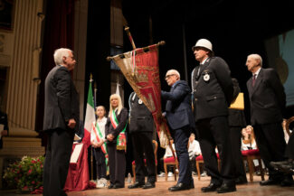 SAN-SEVERINO-MARCHE-DA-OGGI-LA-MEDAGLIA-DORO-AL-MERITO-CIVILE-9-325x217