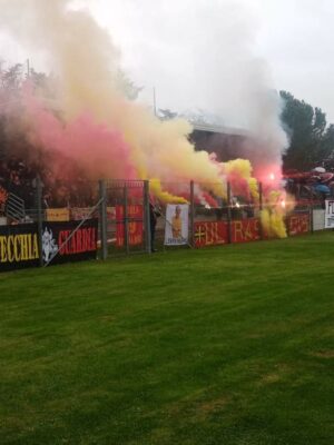 Vigor-Montecosaro-e-Montecosaro-tifosi-Mariotti