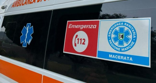ambulanza-118-archivio-arkiv-2-e1723975143209-650x344