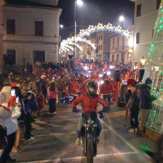 babbi-natale-moto-2-650x650
