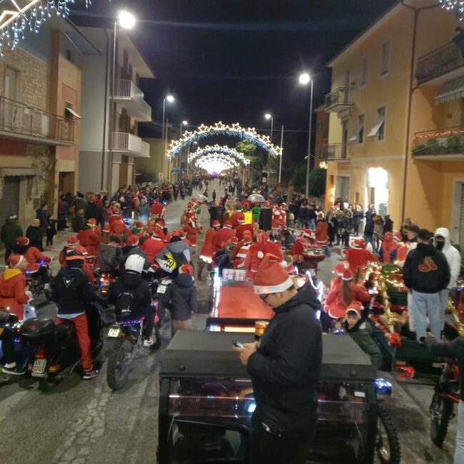 babbi-natale-moto-3-650x650