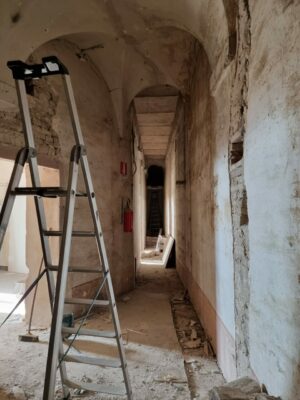 biblioteca2-300x400