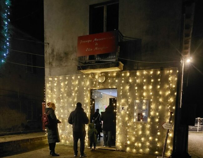 presepe-meccanizzato-montefiore-elia-menghini-3-e1671817639446-650x504