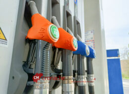 Caro carburanti, il gasolio vola:  è sopra i 2 euro in tutti  i distributori della provincia
