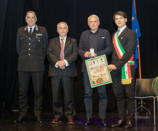 Col-Nicola-Candido-Comandante-Prov-Carabinieri-Prefetto-Ferdani-familiare-di-Pierella-Sindaco-Mariano-Calamita-