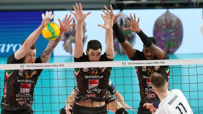 Luce-Roeselare-champions-7-650x365