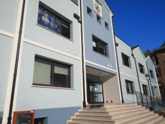pioraco-scuola