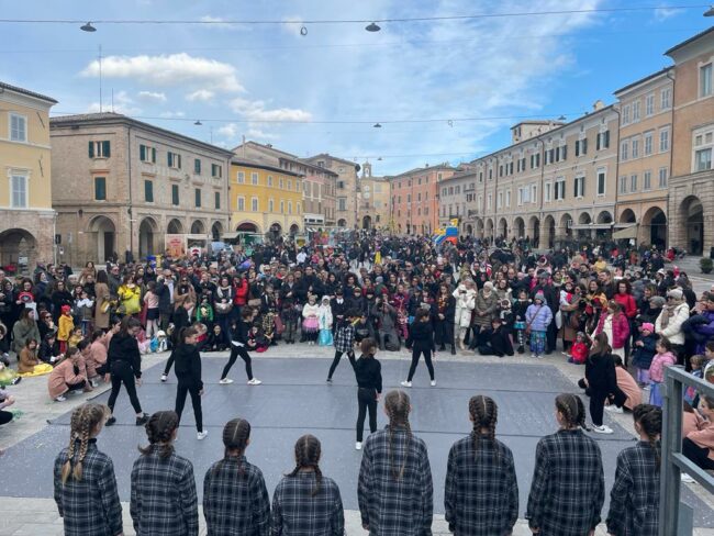 Carnevale-San-Severino-2-650x488