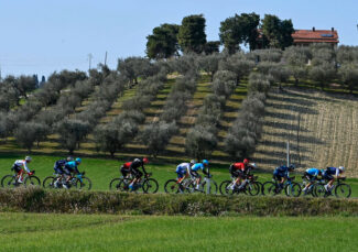 Tirreno-Adriatico-ciclismo-biciclette-bicicletta