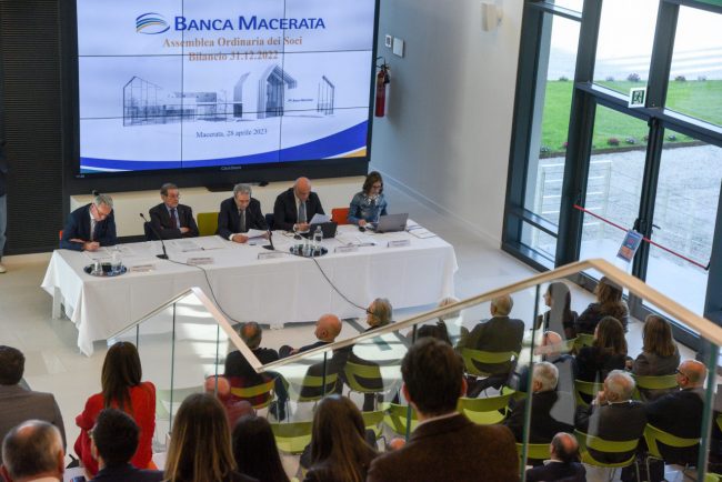 BancaMacerata_FF-9-1-650x434