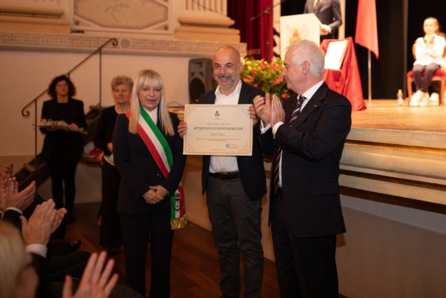 Matteo-Petracci-premiato-a-San-Severino-Marche
