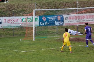 Pier-Marino-Simonetti-Montefano-Atletico-Azzurra-Colli-1-325x217