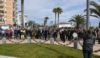 celebrazioni-del-25-aprile-piazzale-italia-civitanova-FDM-12-325x188