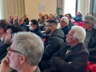 gruppo-di-lavoro-ambiente-del-Pd-1-325x244
