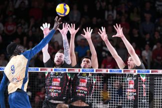 lube-volley-withu-verona-plauoff-gara-5-FDM-18-325x216