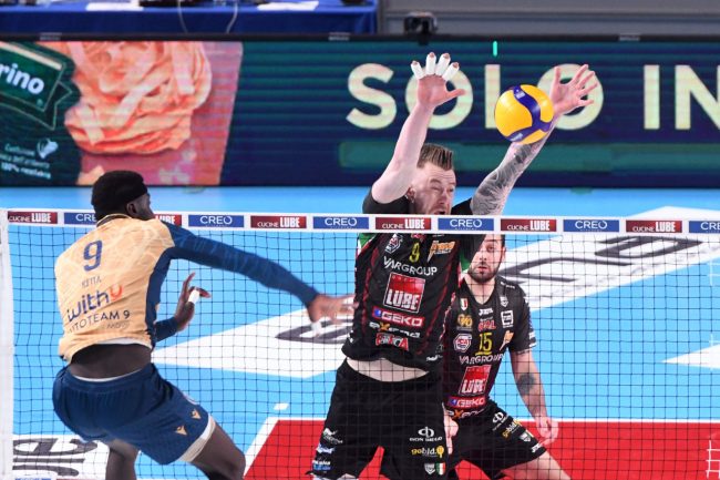 lube-volley-withu-verona-plauoff-gara-5-FDM-8-650x433