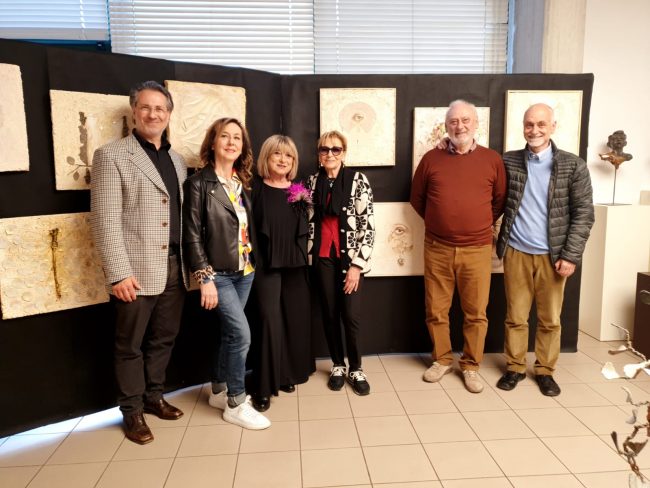 mostra-artisti-e-curatori