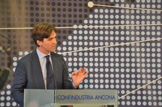 Confindustria_Acquaroli_01-325x216