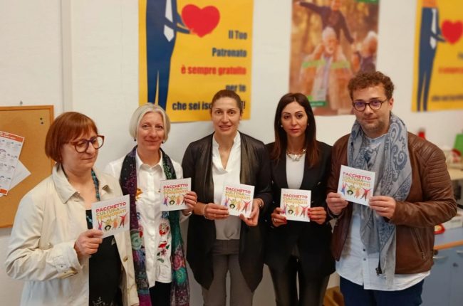 Consegna-opuscoli-
