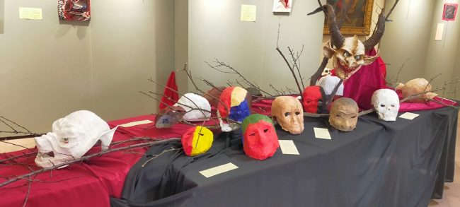 Mostra-Cartapesta