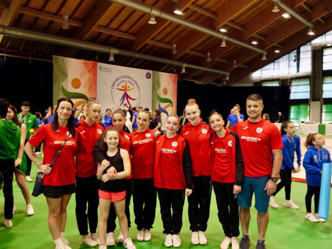 Squadra-Junior-e-Senior-e-i-Tecnici-Ciucci-e-Vallasciani