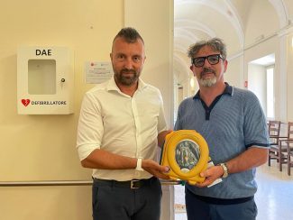 defibrillatori-ircr2-325x244