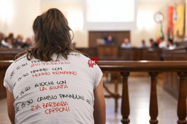 protesta-asili-in-consiglio-comunale-giugno-2023-civitanova-FDM-0-650x433
