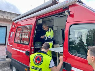 ricerca-scomparso-vvff-protezione-civile-venanzo-nottolini-3-325x244