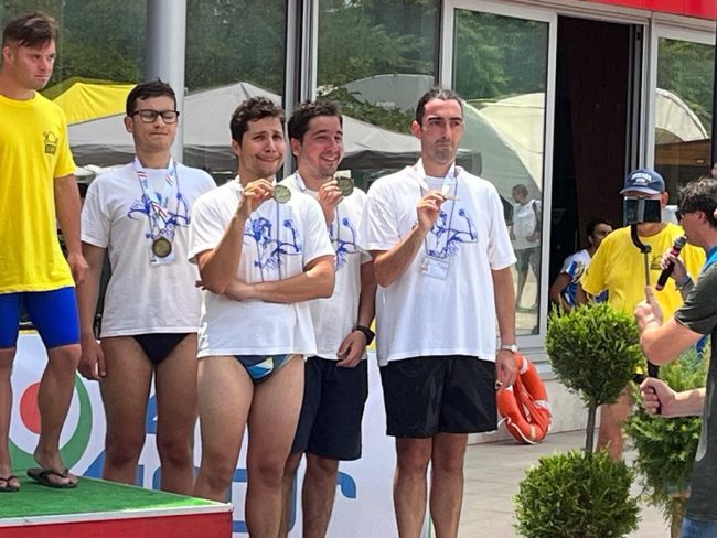 4-la-staffetta-sul-podio-650x488