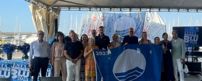 BANDIERA-BLU-1-650x263