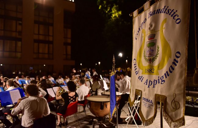 Corpo-Bandistico-Citta-di-Appignano-a-Parma-2-650x422