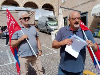 SindacatoPolizia_FF-3-325x244