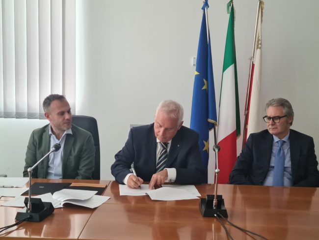 camerino-consegna-chiavi-autorimessa-4-650x488