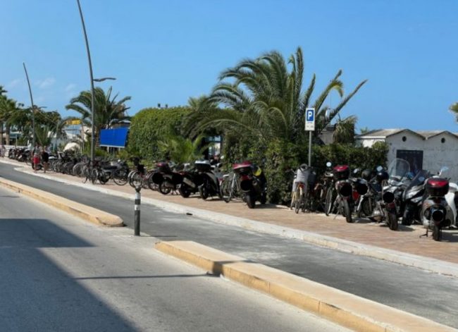moto-motorini-lungomare