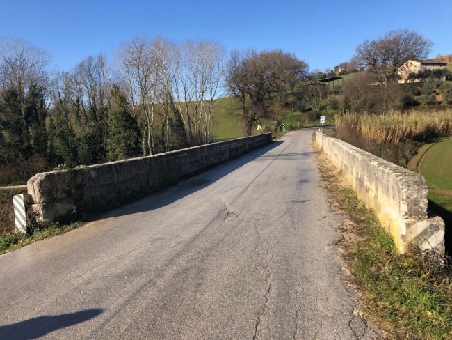 ponte-km-4200-entoggese-tolentino-urbisaglia-650x488