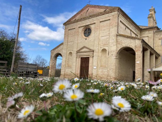 santa-croce-mogliano1-650x488