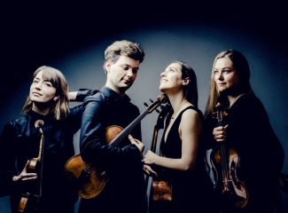 BarbicanQuartetPhoto2022-325x240