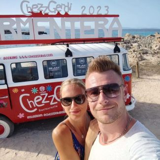Ivan-Zaytsev-Formentera-1024x1024-2-325x325