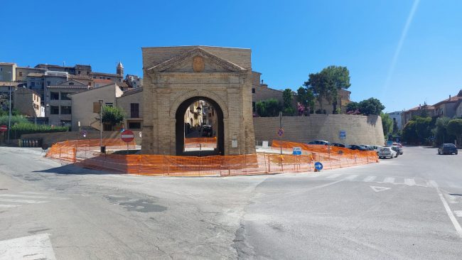 PORTA-GALIZIANO-2-650x366