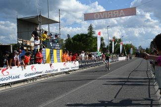 Papa-Elio-GP-GiorgioMare-30072023-arrivo-Chinellato-2-325x216