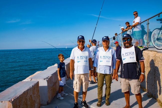 a-pesca-con-mamma-e-papa-2-650x433