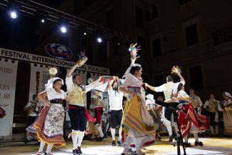 folklore_pistacoppi-3-325x217