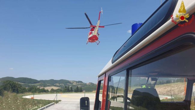lame-rosse-vigili-del-fuoco