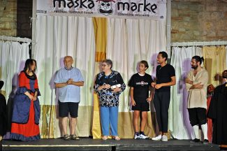 maskamarke-1-325x216