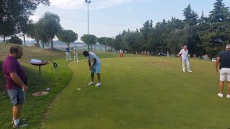 PUTTING-GREEN2-325x183